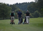 开云体育官方网站-高尔夫球赛上西班牙选手称霸，西班牙高尔夫球场